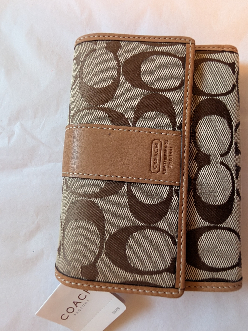 COACH Men’s Signature Canvas Trifold Wallet in Brown/Tan